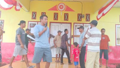 Warga Demo Kades Pas Ipa, Desak Transparansi Dana Desa