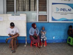 Warga Keluhkan Kesulitan Akses Tiket Kapal Pelni